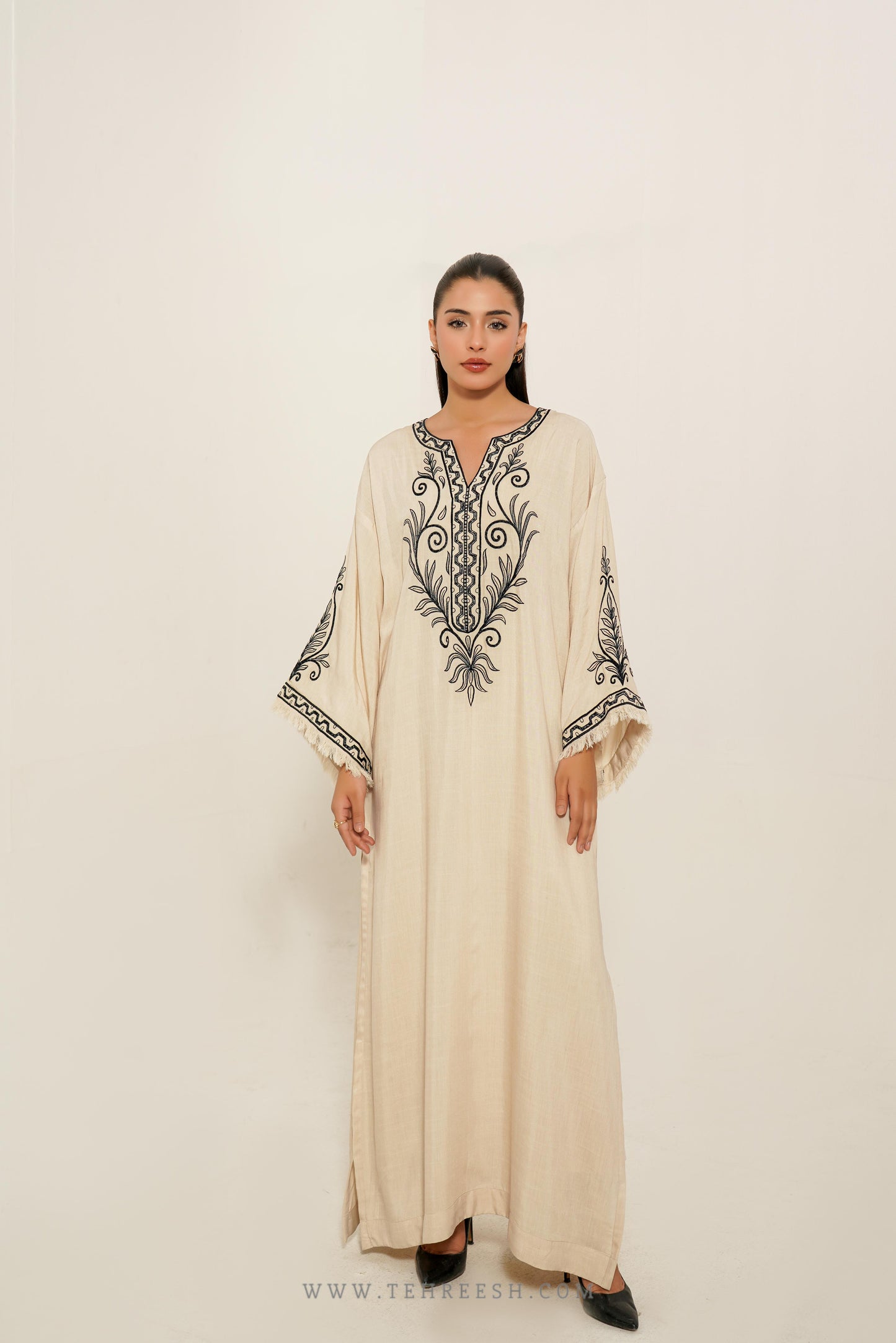TS25-SP32 AYRA Kaftan