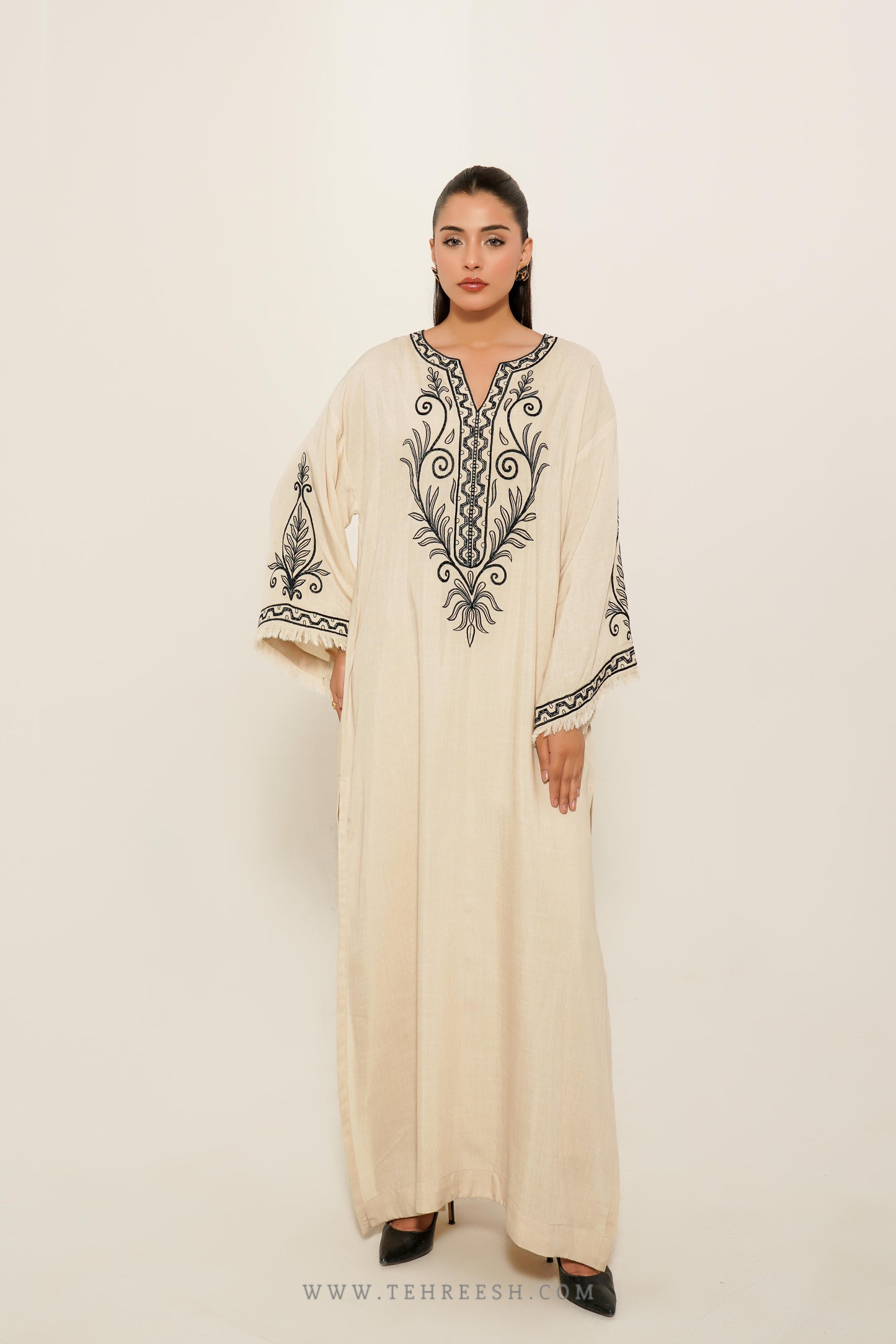 TS25-SP32 AYRA Kaftan