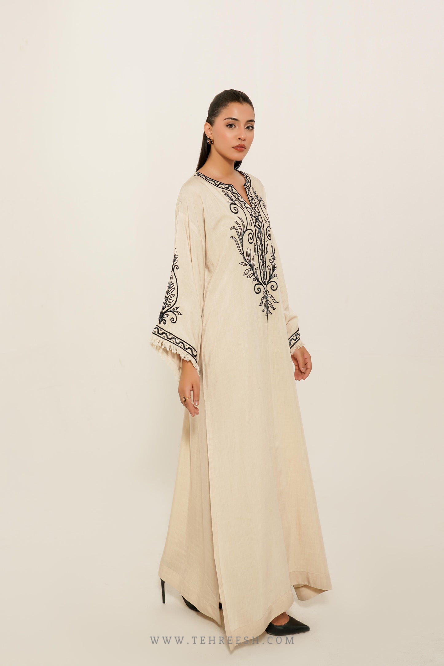 TS25-SP32 AYRA Kaftan