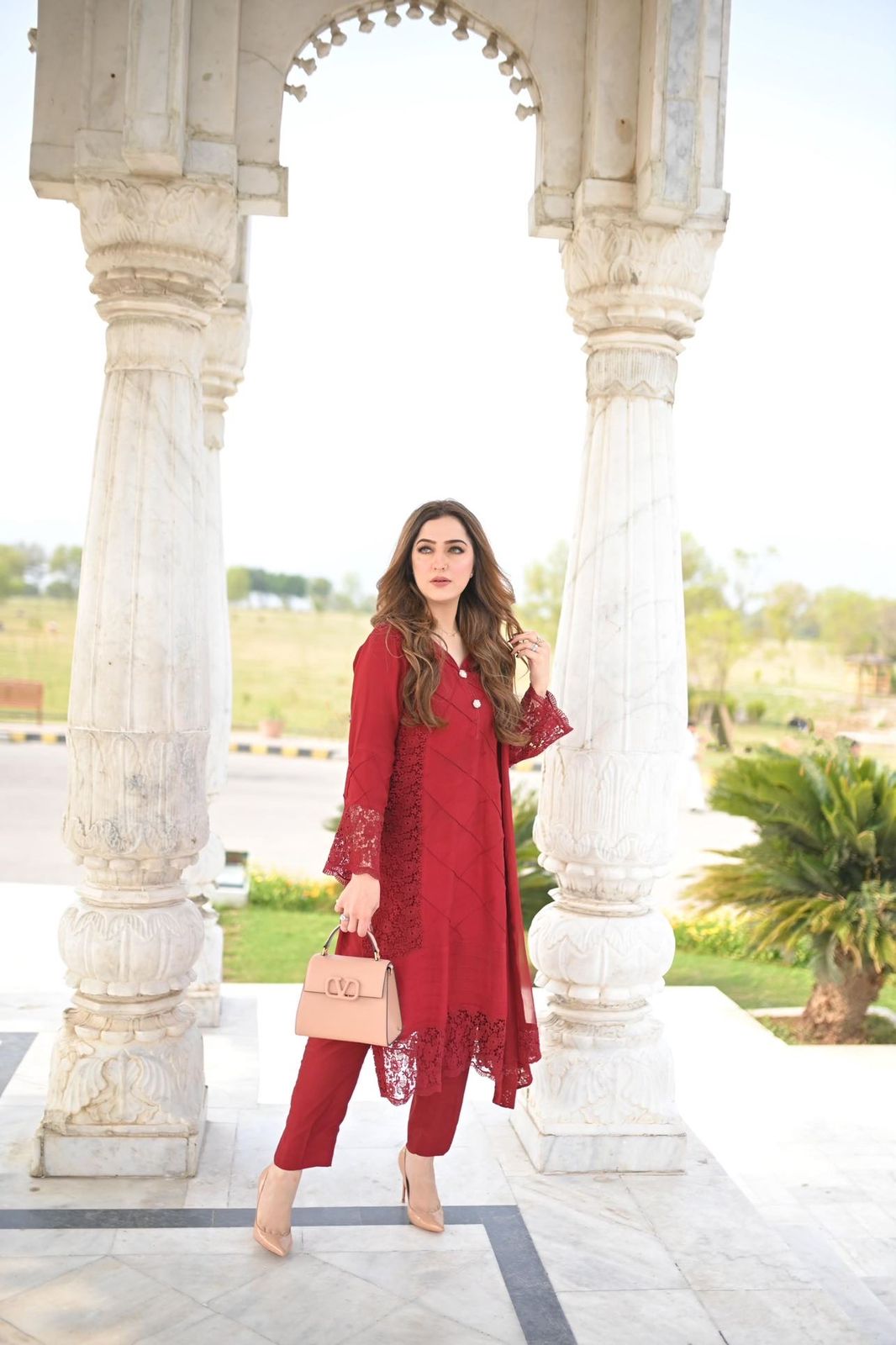 TS23-01 MAROON PLEATED COTTON NET