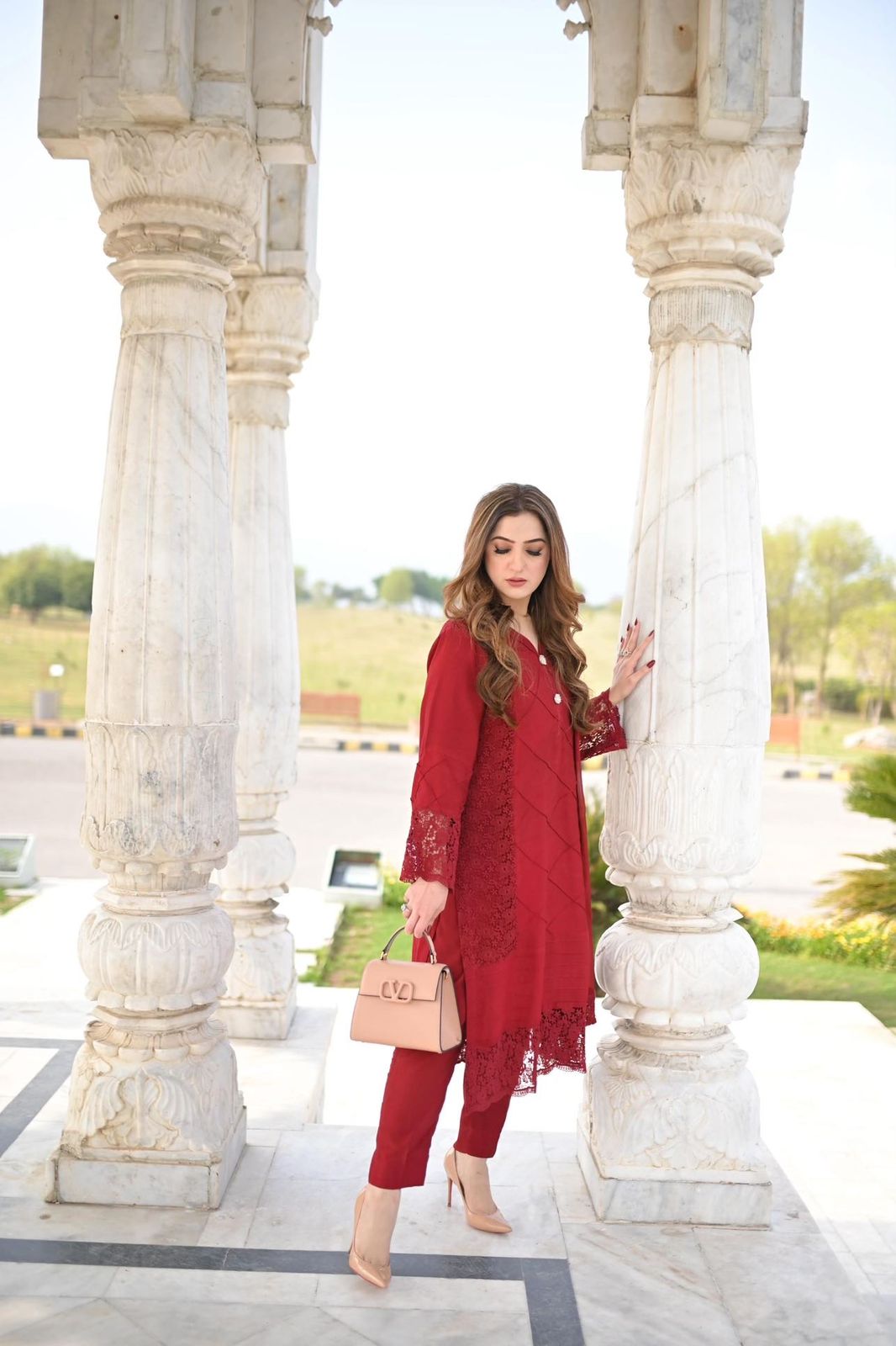TS23-01 MAROON PLEATED COTTON NET