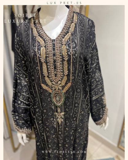 LP11-25  BLACK CHIKANKARI KAFTAN