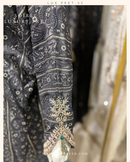 LP11-25  BLACK CHIKANKARI KAFTAN