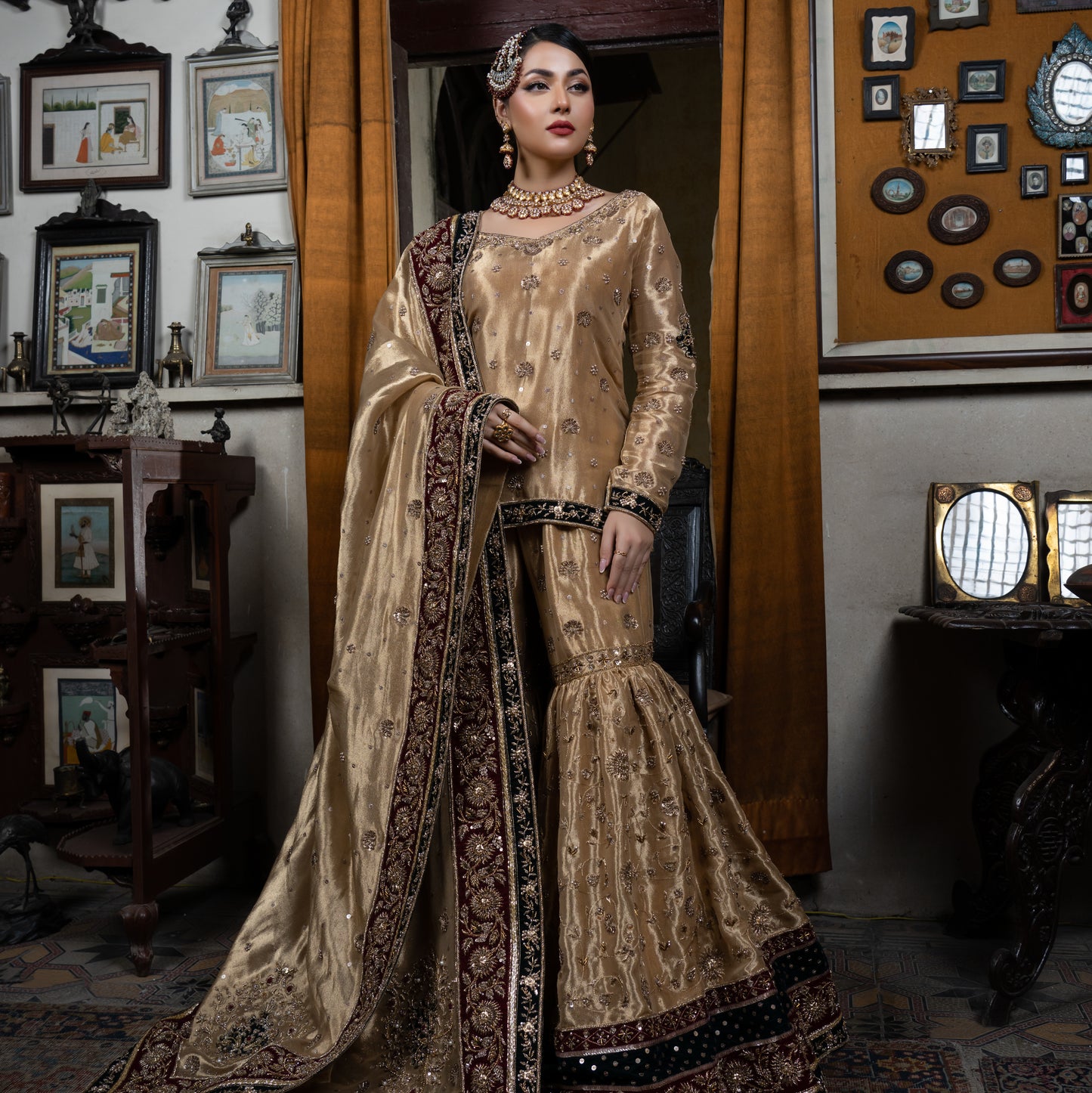 TS23-B06 SHAHJAHAN BRIDALS