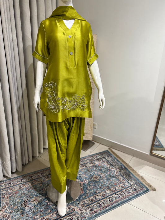 CP32-25 LIME GREEN-TISSUE SILK SHIRT WITH PANTS