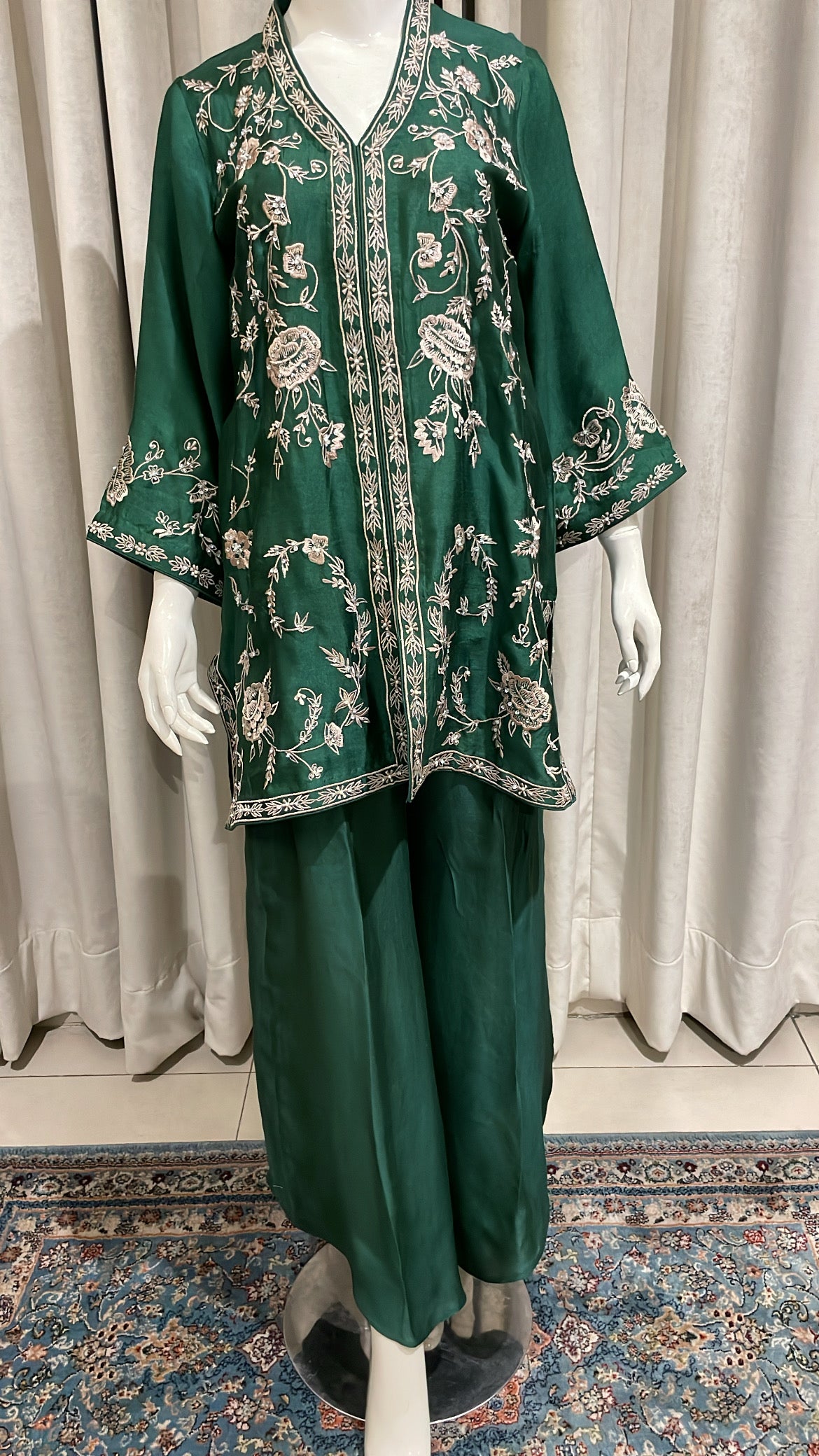 LP15-25  JADE Short Jacket shirt with Box Pants