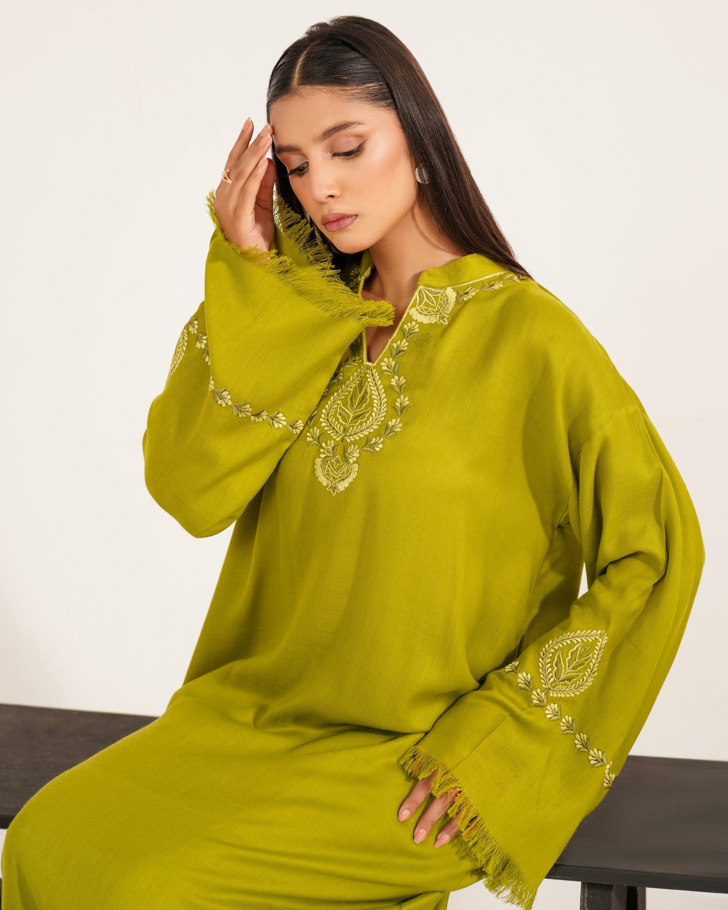 TS25-W80 PASHMINA EMBROIDERED KAFTAN