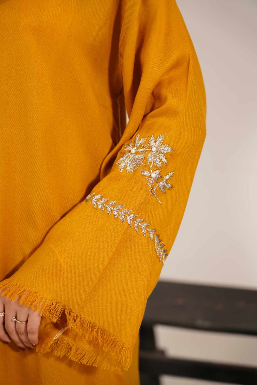 TS25-W82 PASHMINA TILA EMBROIDERED KAFTAN