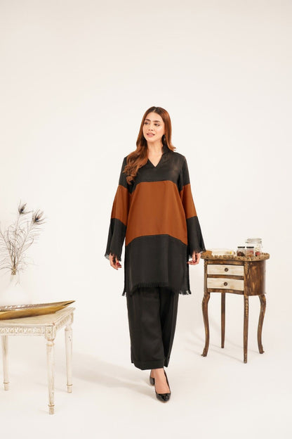 TS25-W44 PASHMINA COLOUR BLOCK SHIRT