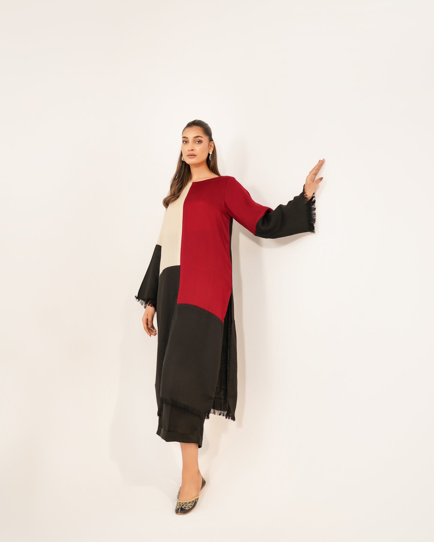 TS25-W42 PASHMINA COLOUR BLOCK SHIRT